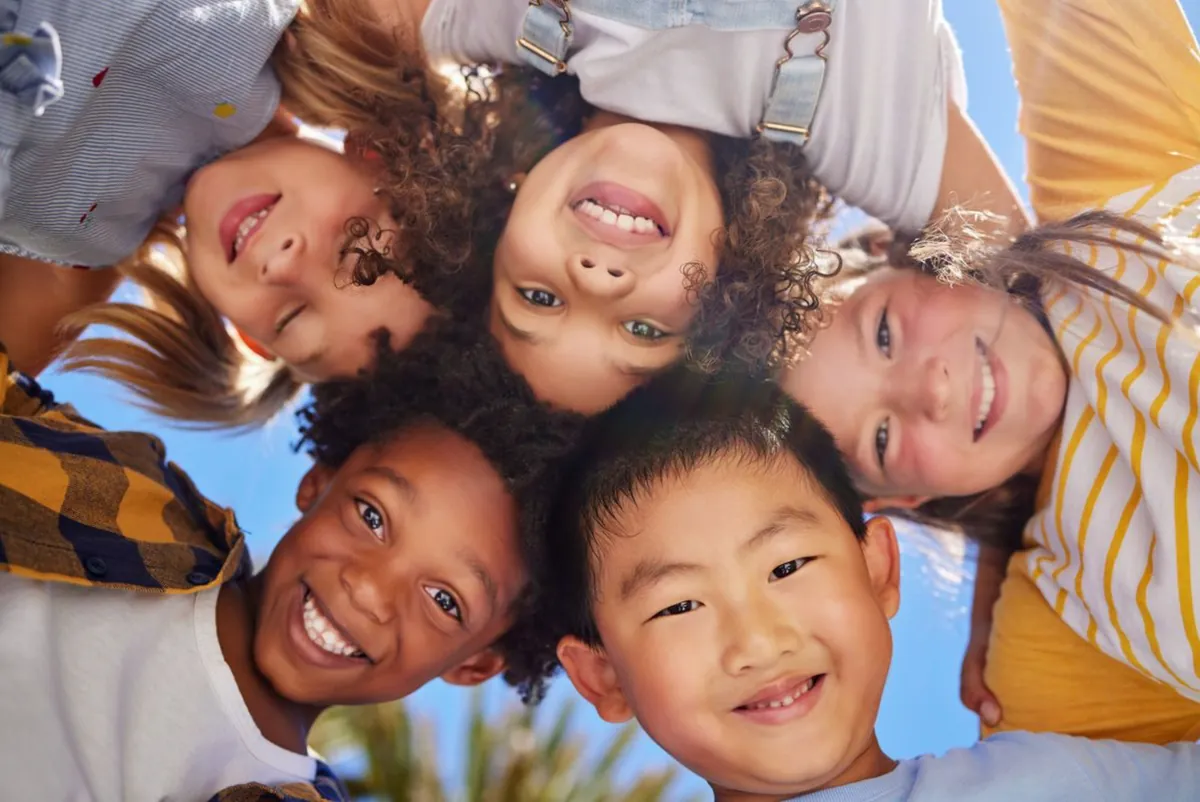 Enfants souriants